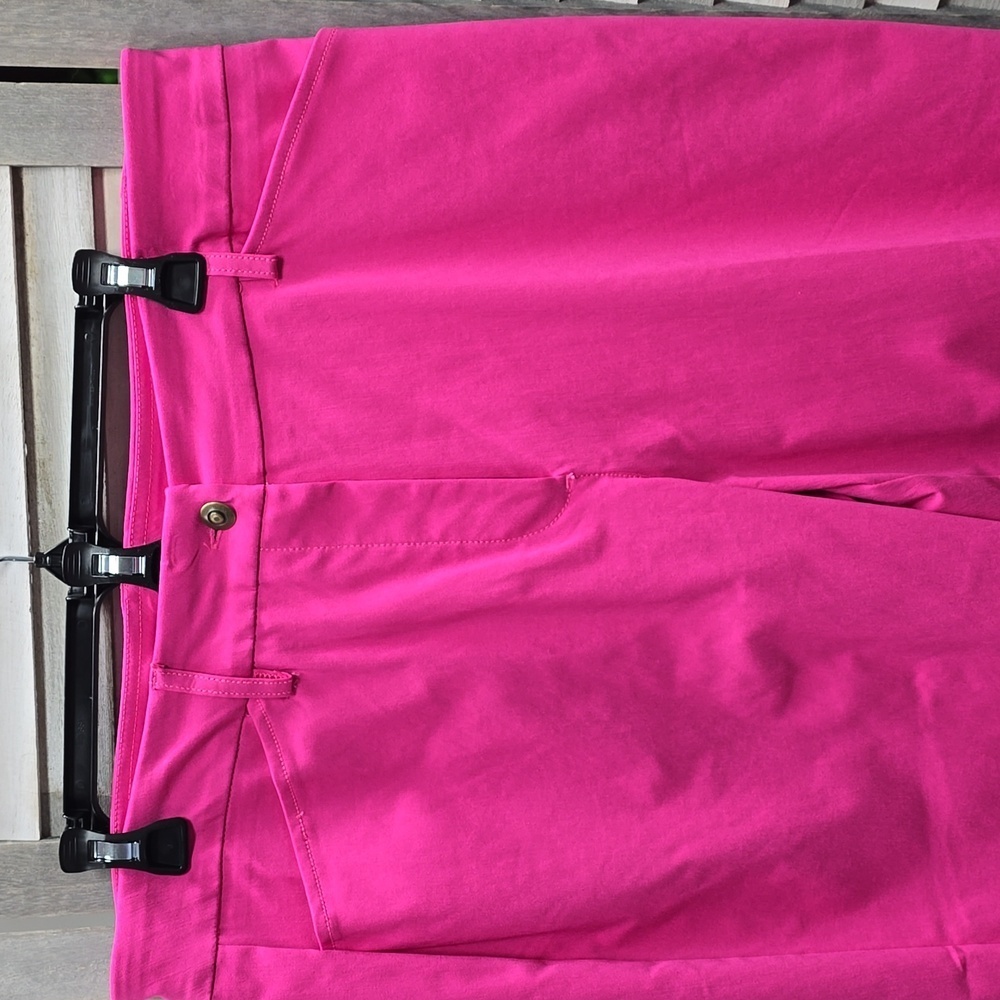 Womens Key Items Alt Tech Fly Front Capri Pants | Ruby Rd. | 16 - Picture 3 of 11
